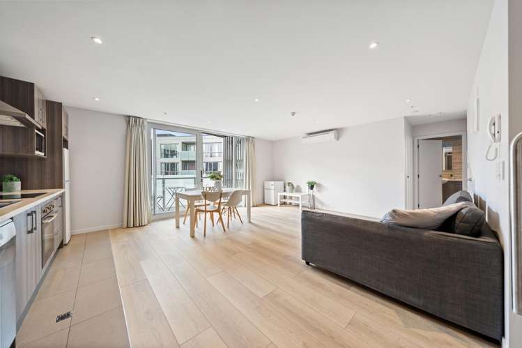 507/25 Don Mckinnon Drive_5