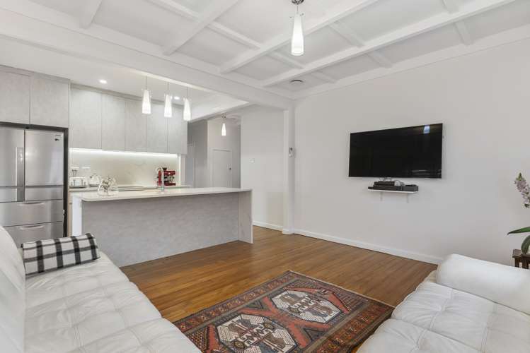 12 Sutherland Road Point Chevalier_11