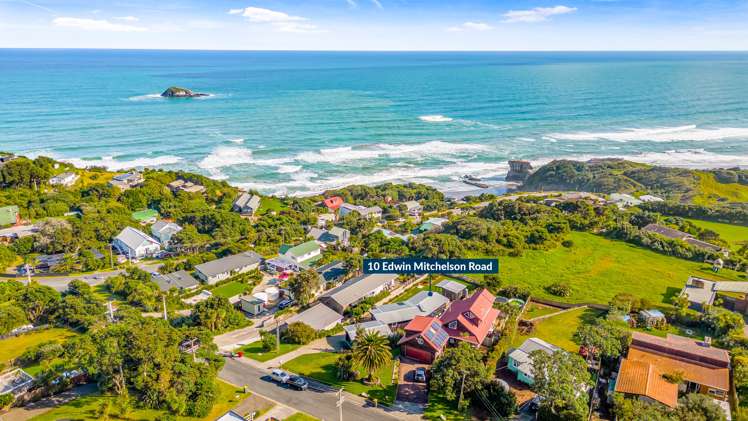 10 Edwin Mitchelson Road Muriwai_22