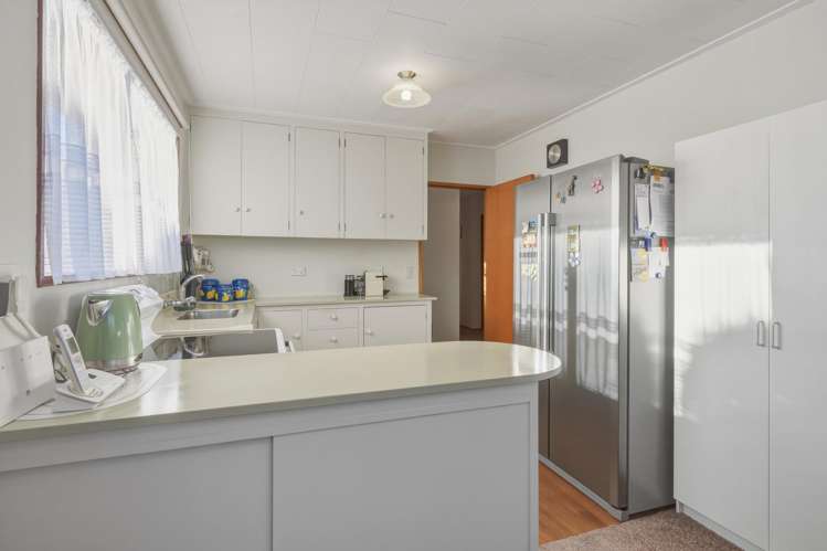 11 Bell Crescent Concord_13