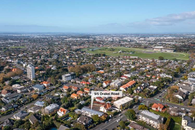 9/5 Orakei Road Remuera_16