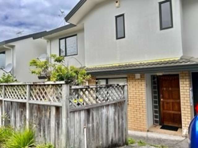 24/2 Arawa Street New Lynn_2