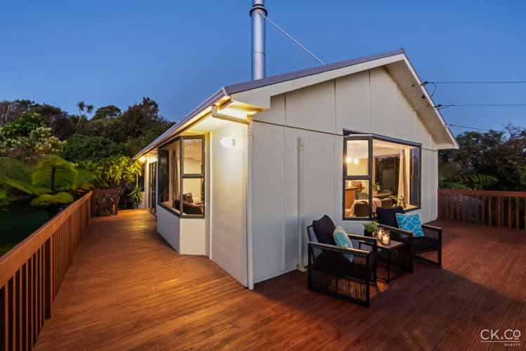 24 Titiro Moana Road Korokoro_20