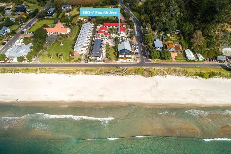 1B/3-7 Fourth Avenue Onetangi_1