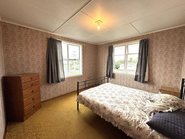 14 Market Street Kaitangata_9