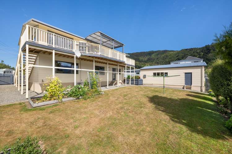 28 Lawrence Street Havelock_25