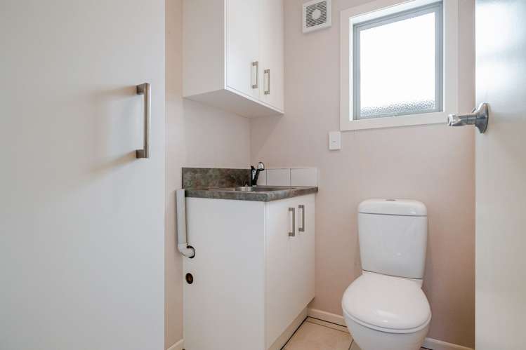 8 Saturn Crescent Milson_25