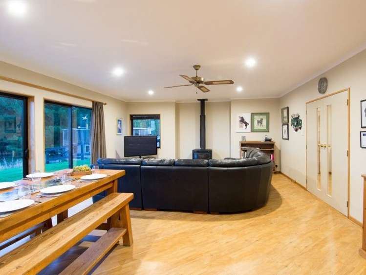 235 Supplejack Valley Road Upper Moutere_10