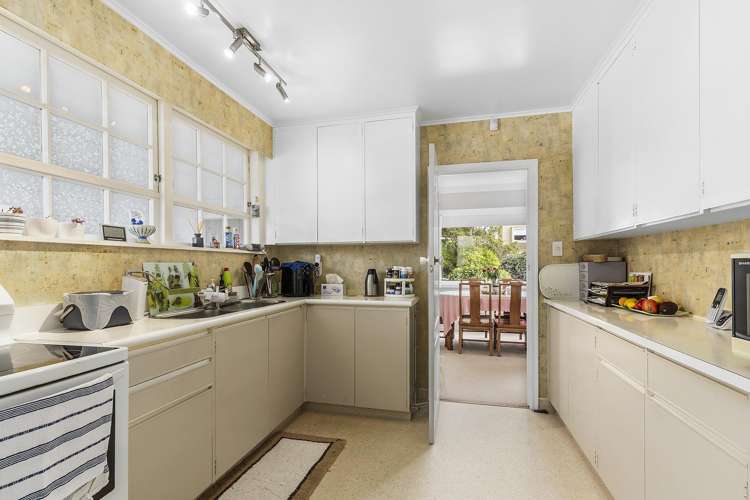 5 Ridd Crescent Karori_6