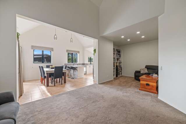 109 Pacific Drive Fitzherbert_1