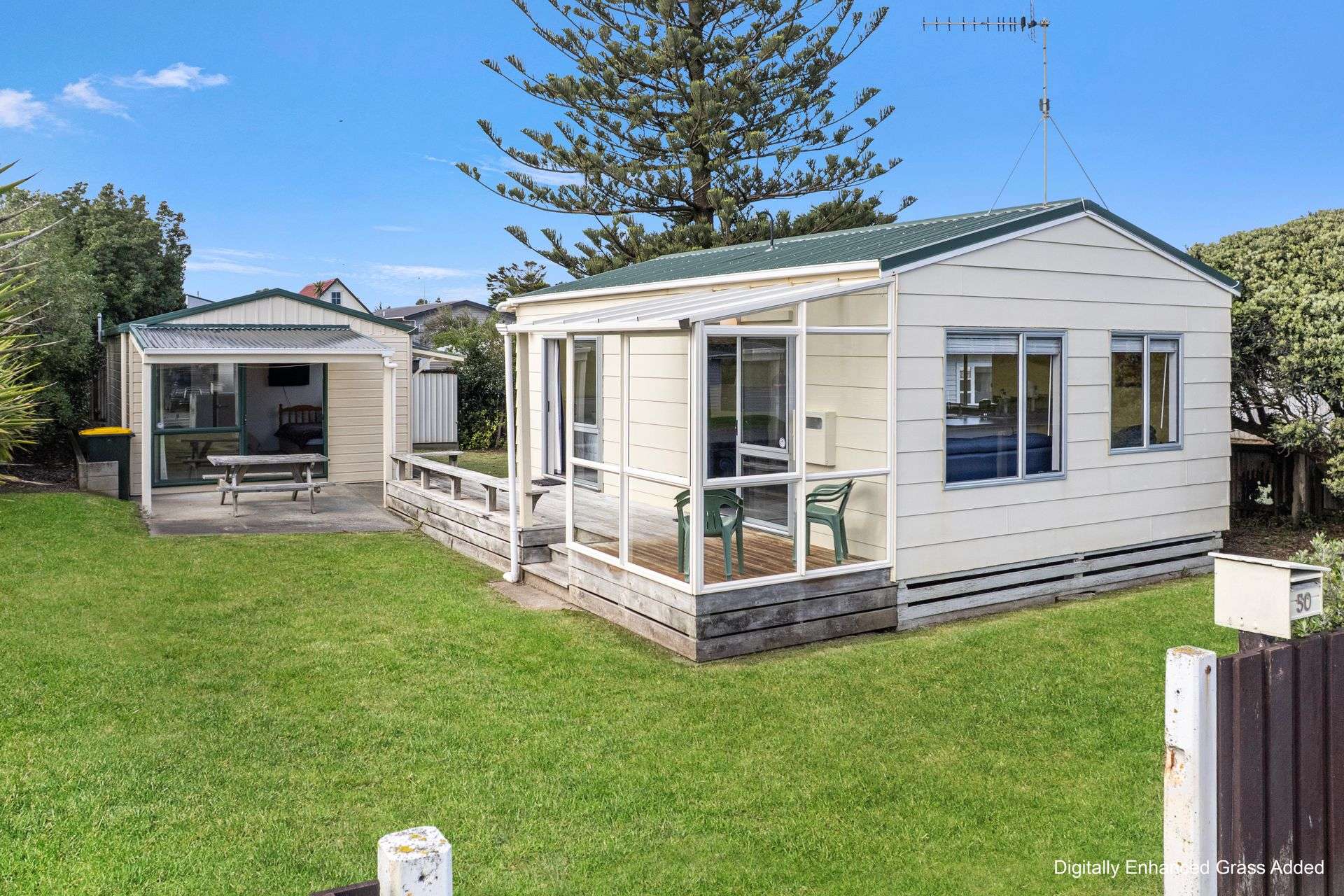 50 Park Avenue Waitarere Levin_0