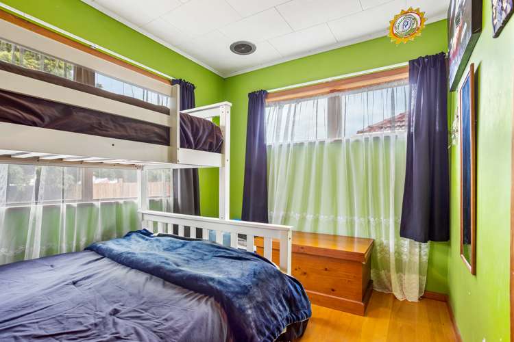 111 Henderson Valley Road Henderson_11