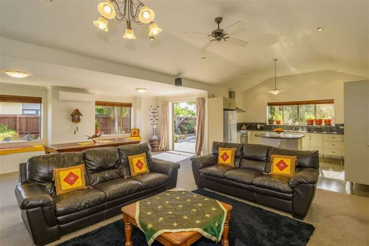 33 Bottle Lake Drive Parklands_11