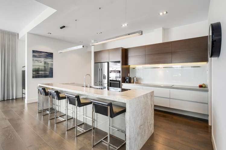 8 Oceania Place Mellons Bay_13