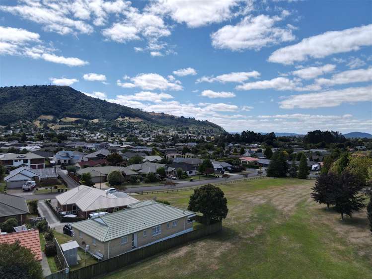 2B Hoyte Place Pukehangi_15