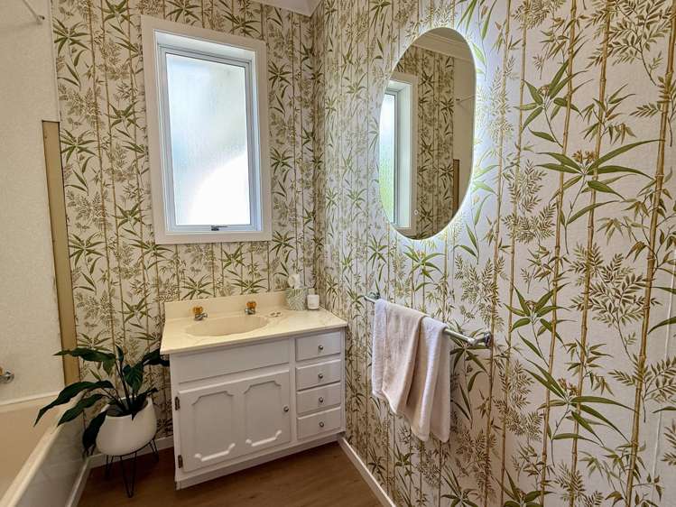 607 Tweed Street Newfield_27