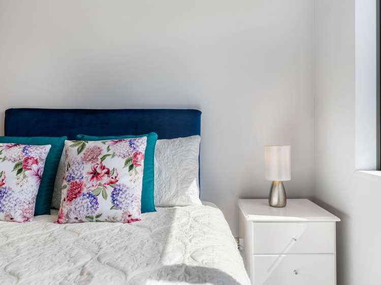 8 CANMORE STREET Pokeno_11