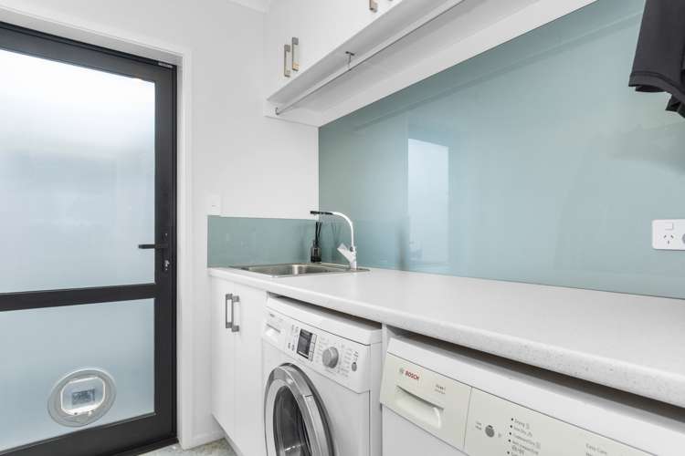 84 Pakanga Grove Pyes Pa_32