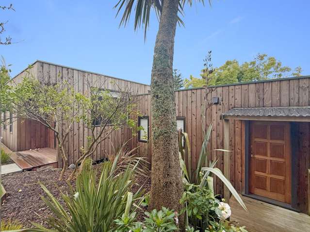 Sunny North Facing Architecturally Designed Home