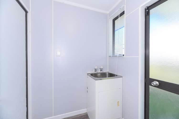 2/16 Sheehan Avenue Papakura_9