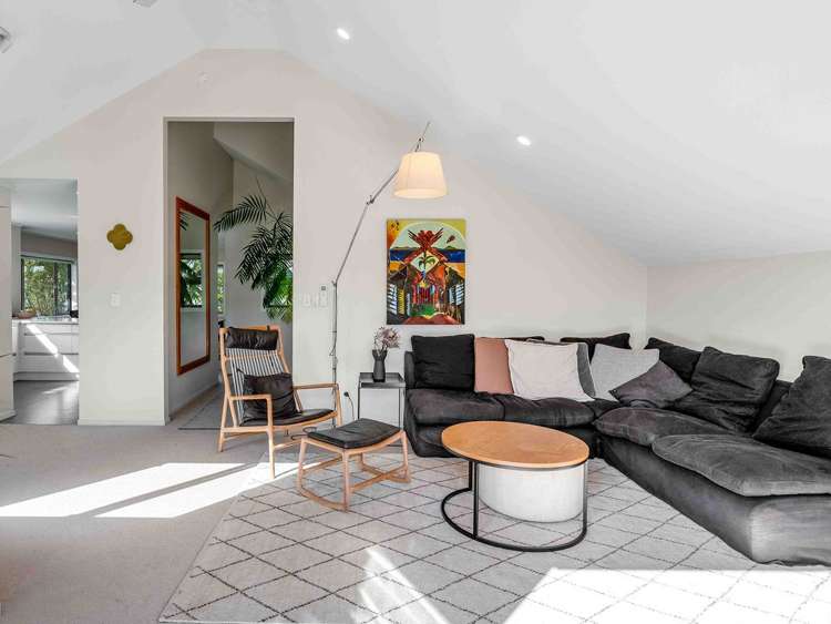 201 Blockhouse Bay Road 10016_2