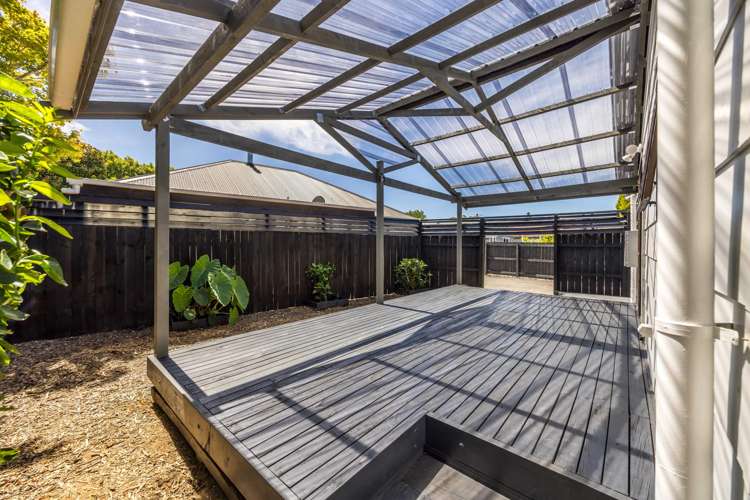 2/31 Gill Avenue Te Atatu Peninsula_6