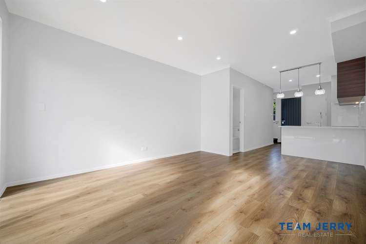 8/3 Norrie Avenue Mount Albert_5