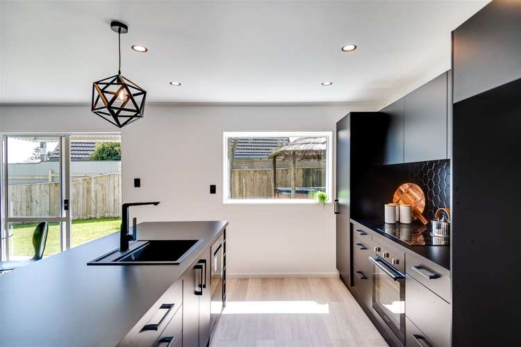 93a Charles Street Westshore_1