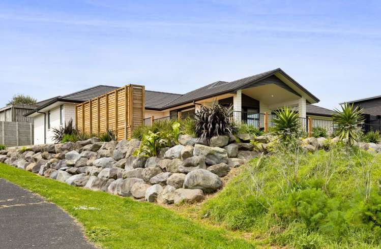 8a Jules Crescent Bell Block_26