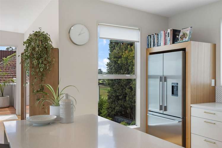 225 East Coast Road Campbells Bay_14