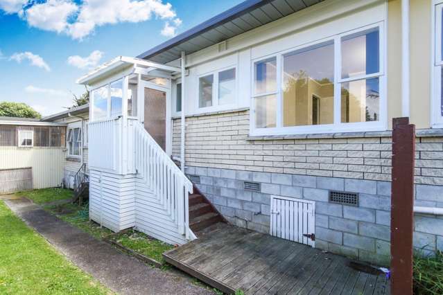 4/134 Edmonton Road Te Atatu South_2