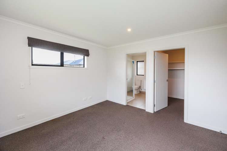 19 Varsity Heights Fitzherbert_18