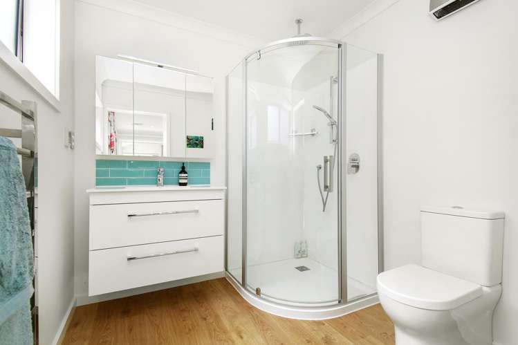 206 Navigation Drive Whitby_22