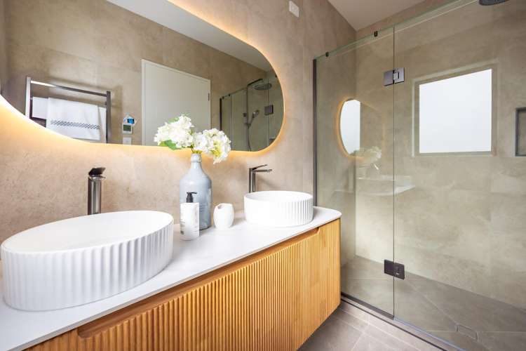 55 Tipu Crescent Wainui_9