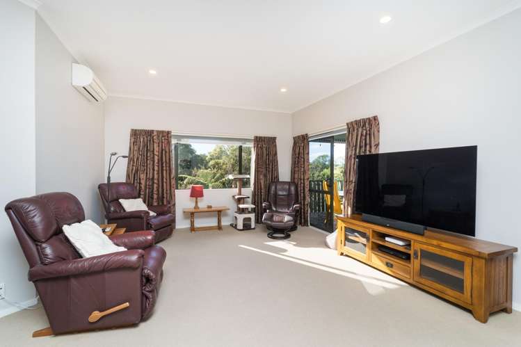 8 Greenwood Place Fitzherbert_23