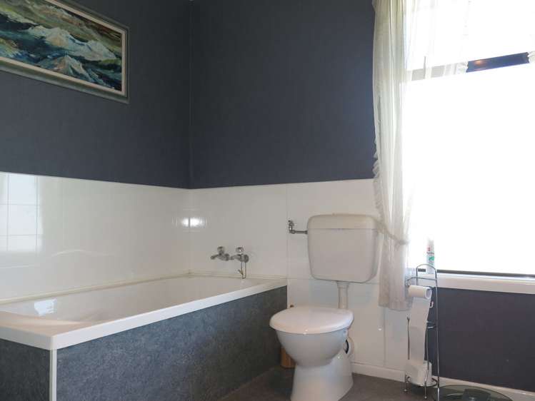 28 Marchwiel Street Marchwiel_19