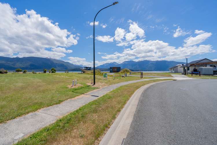 75 Takitimu Avenue Te Anau_6