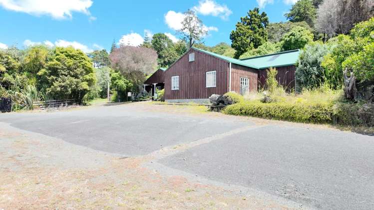 126 North Road, Clevedon_18