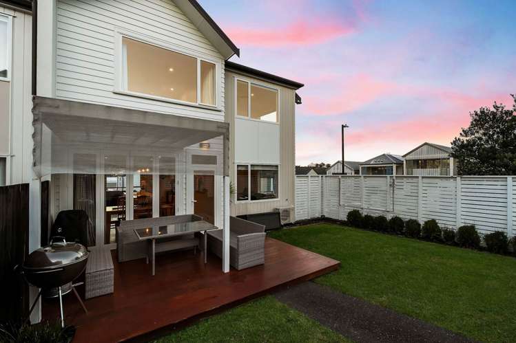 1 Watermill Lane Silverdale_5