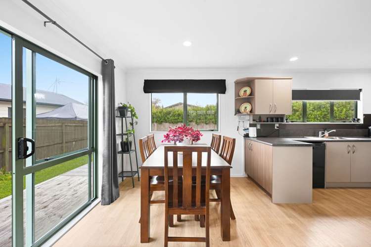 24B Livingstone Avenue 1112_7
