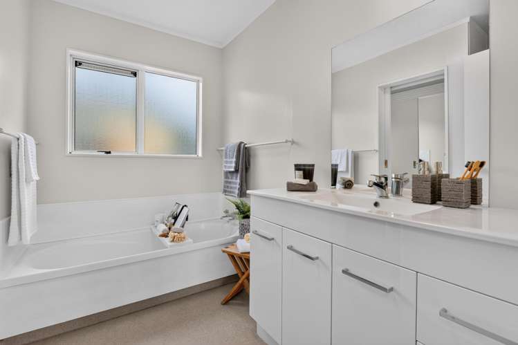 32 Wainui Road Raglan_15