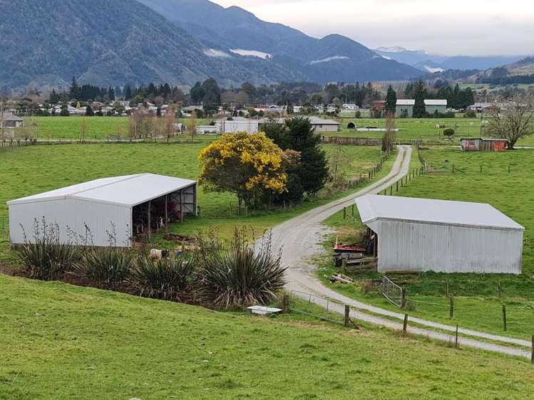 72 Hotham Street Murchison_13