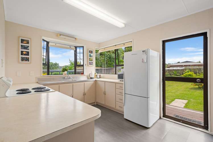 5 Linton Crescent Matua_6