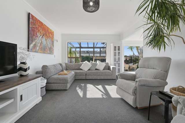 33 Shelley Street Otumoetai_3
