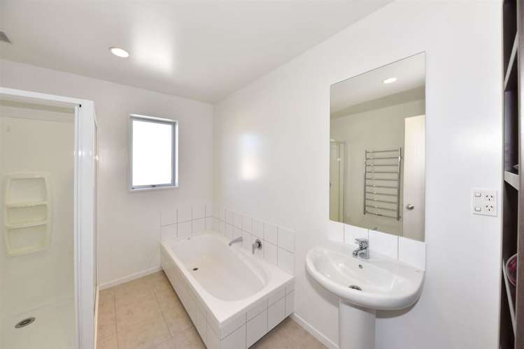 56c Brockworth Place Riccarton_11