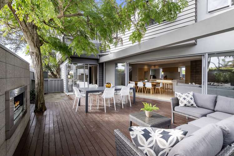 17 Hattaway Avenue Bucklands Beach_3