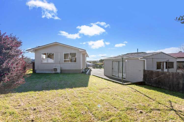 58 Forest Hill Road Henderson_27