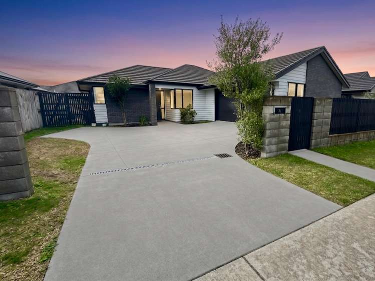 215 Te Okuroa Drive Papamoa_0