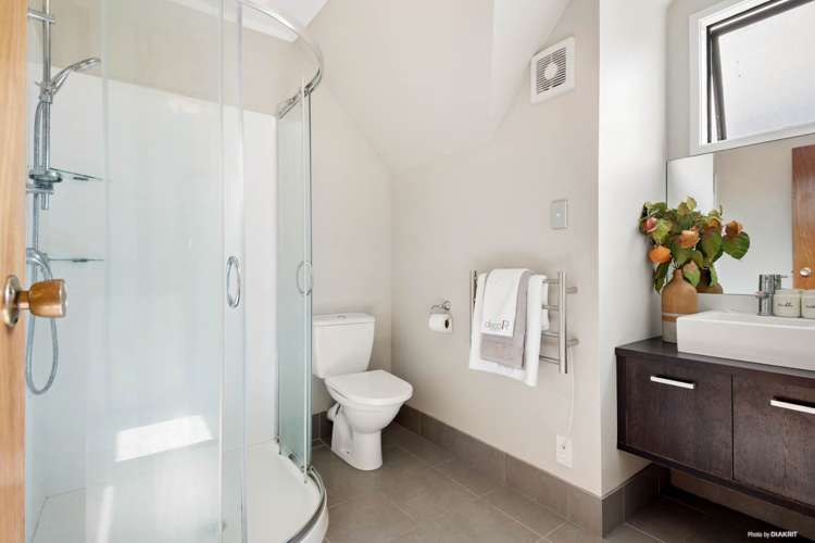 28 Fairholme Avenue Epsom_12