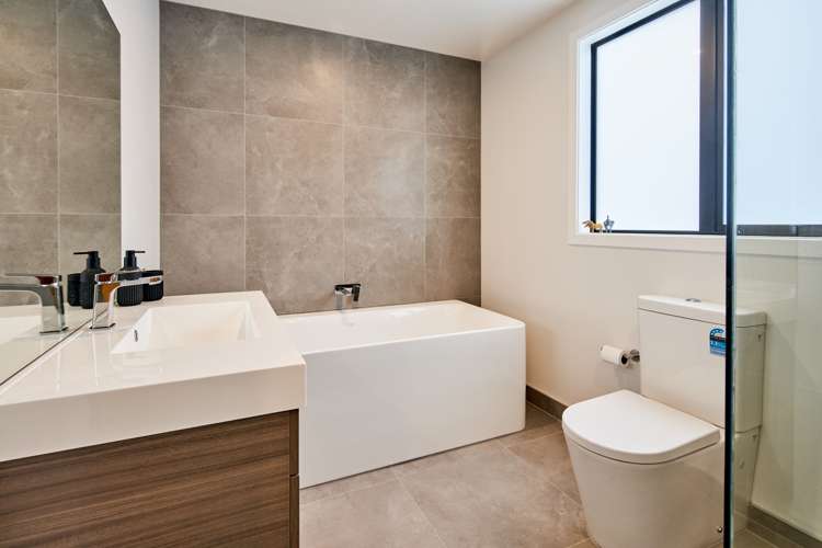 6 Pakura Place Wainuiomata_8